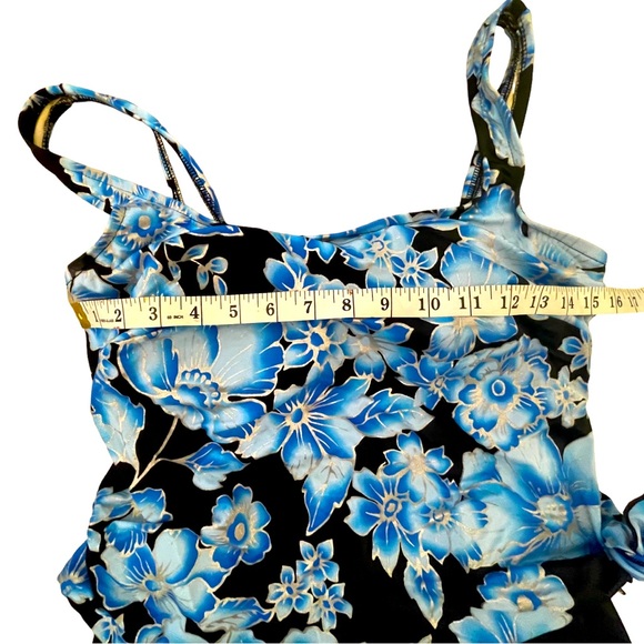 LE Cove Swim Suit - Picture 5 of 8